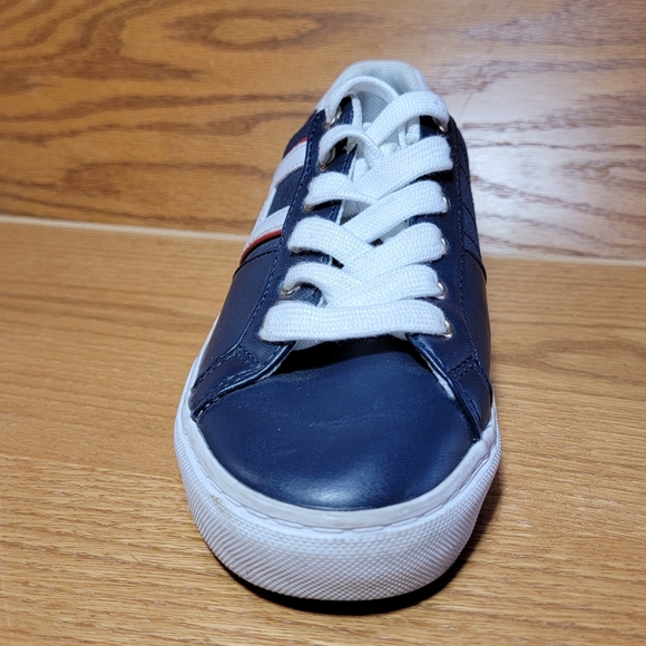 Tommy Hilfiger Lemii Shoes Sneakers Womens Navy Blue Size 5.5 M Logo - Picture 8 of 16